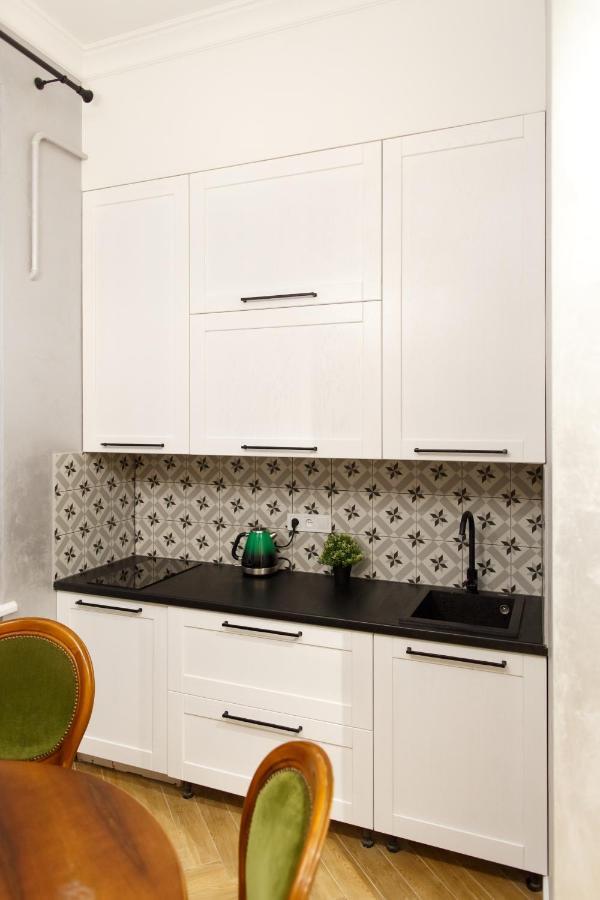 Центр Львова Вул Личаківська 5 Площа Ринок 2 Кімнати Ізольовані Apartamento Exterior foto